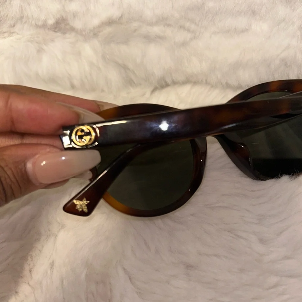 Gucci Tortoiseshell Round Sunglasses‎